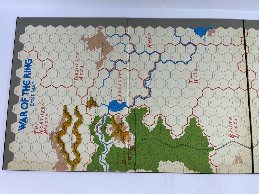 Vintage 1977 SPI War Of The Ring Role Playing Game Based On J.R.R. Tolkien's The Lord Of The Rings [Photo 12]