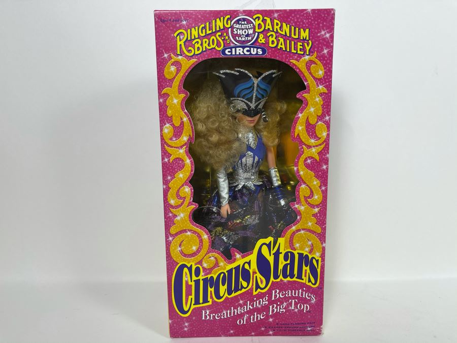 Vintage New Ringling Bros And Barnum & Bailey Circus Circus Stars Action Figure 11.5' Poseable Doll Tamara The Tiger Trainer New In Box [Photo 2]