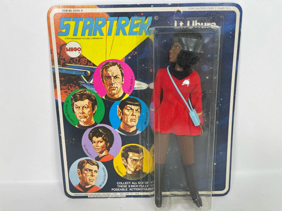RARE 1974 Original MEGO Star Trek Action Figure Lt. Uhura New Old Stock On Card [Photo 2]