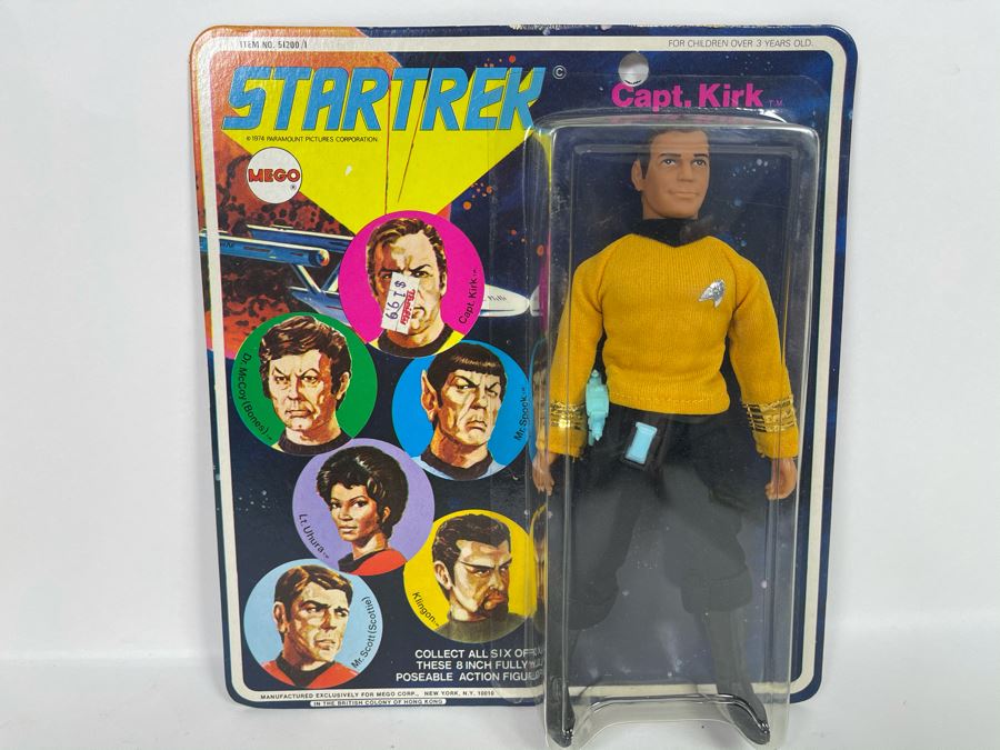 RARE 1974 Original MEGO Star Trek Action Figure Capt. Kirk New Old Stock On Card [Photo 2]