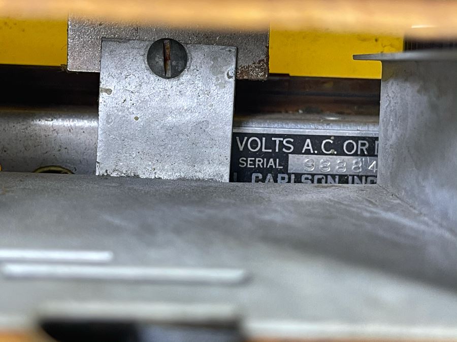 Vintage Mid-Century WORKING 10 Cent Coin-Op Hotel Motel Dime Operated Tube Dahlberg Radio With Under Pillow Speaker [Photo 13]