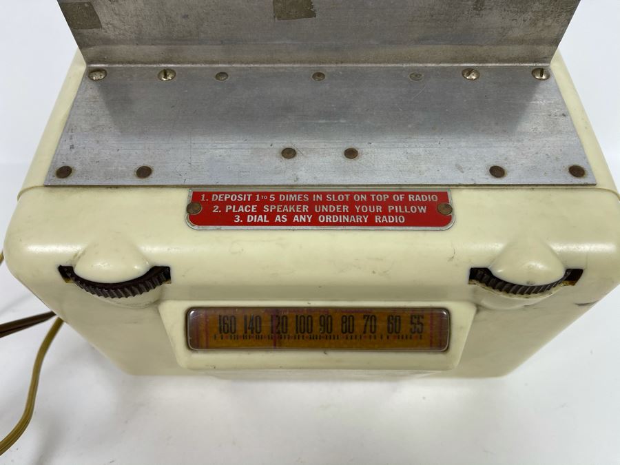 Vintage Mid-Century WORKING 10 Cent Coin-Op Hotel Motel Dime Operated Tube Dahlberg Radio With Under Pillow Speaker [Photo 6]