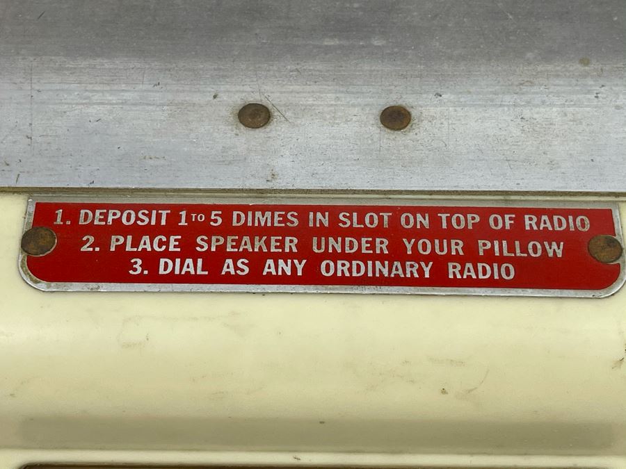 Vintage Mid-Century WORKING 10 Cent Coin-Op Hotel Motel Dime Operated Tube Dahlberg Radio With Under Pillow Speaker [Photo 7]