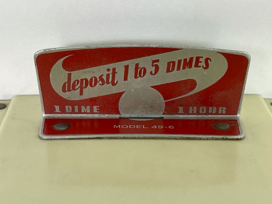 Vintage Mid-Century WORKING 10 Cent Coin-Op Hotel Motel Dime Operated Tube Dahlberg Radio With Under Pillow Speaker [Photo 4]