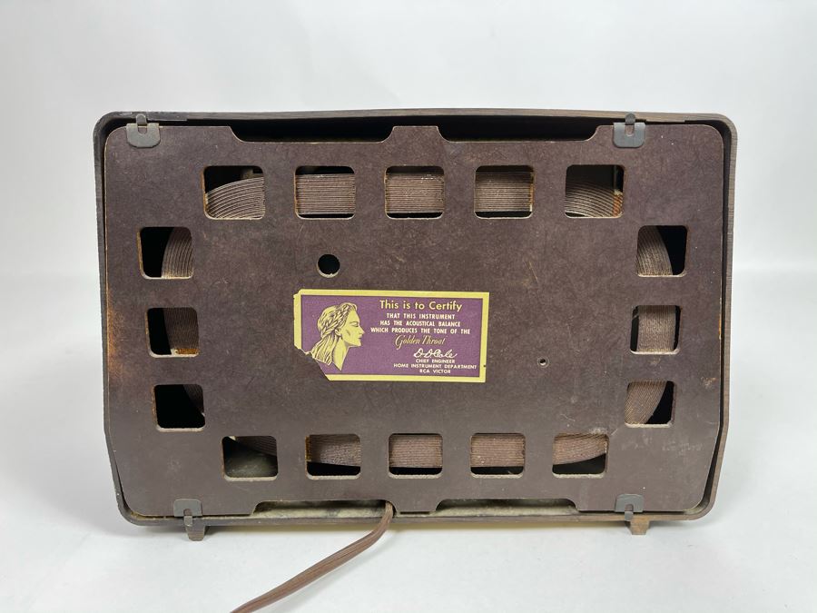 Vintage Mid-Century WORKING Tube Radio By RCA Victor Golden Throat Tone 11W X 6D X 7.5H [Photo 8]