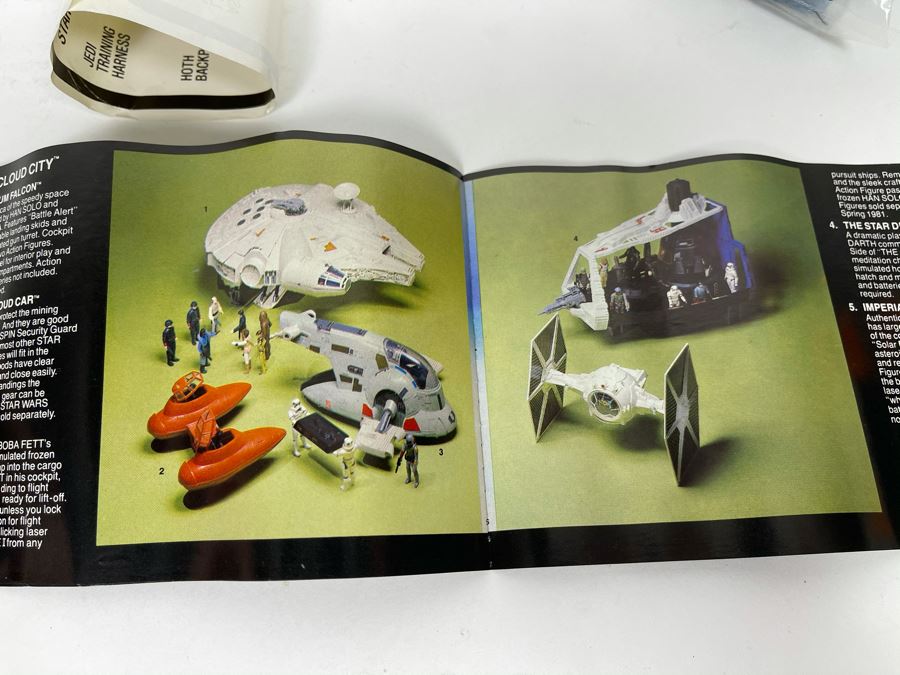 EXTREMELY RARE SEALED 1980 Kenner Mail-Away Offer Star Wars The Empire Strikes Back Star Wars Action Figures Survival Kit (Needed 5 Proofs Of Purchase From Kenner Action Figures) [Photo 20]