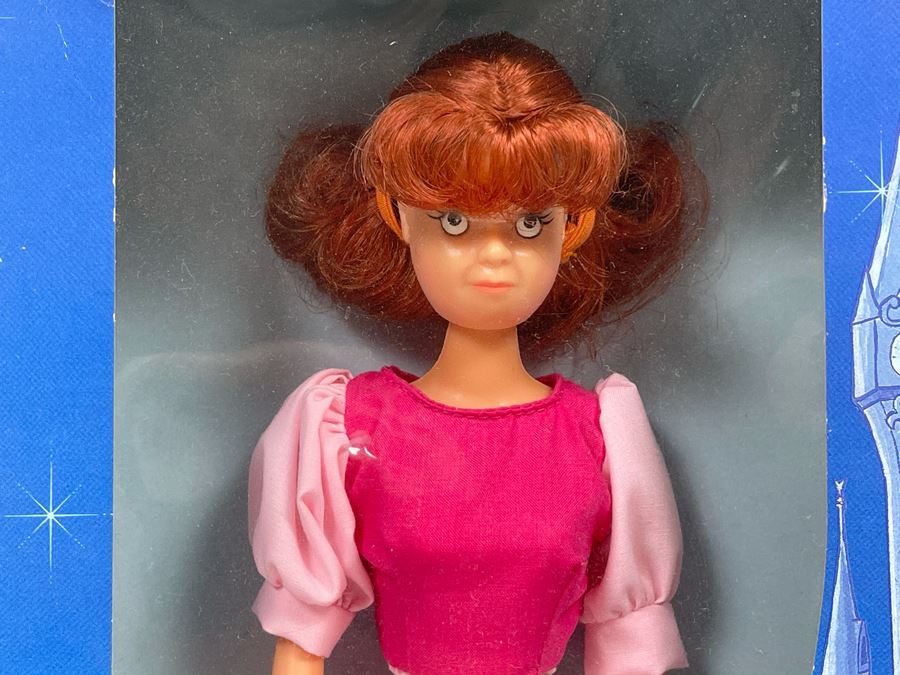 Vintage Disney's Cinderella Anastasia Doll New In Damaged Box [Photo 3]