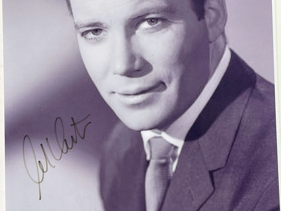 Signed William Shatner Headshot Photographic Print 8 X 10 [Photo 3]