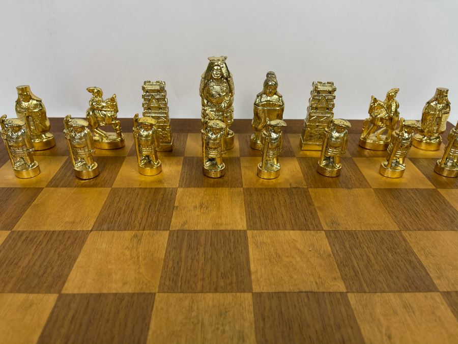 Wooden Inlaid Chess Board 19 X 19 With Japanese Gold And Silver Plated Chess Pieces [Photo 5]