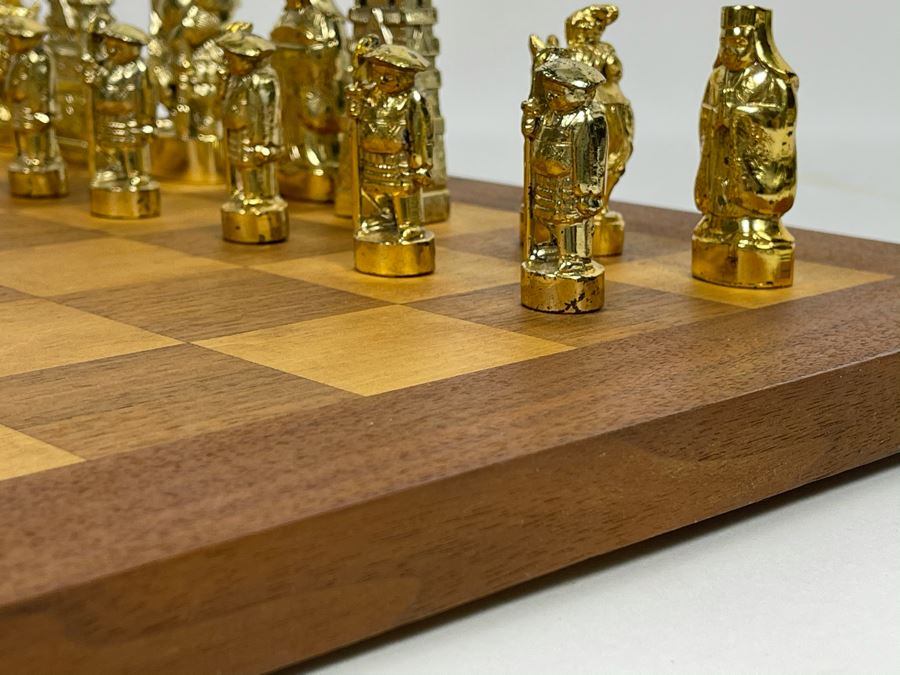 Wooden Inlaid Chess Board 19 X 19 With Japanese Gold And Silver Plated Chess Pieces [Photo 15]