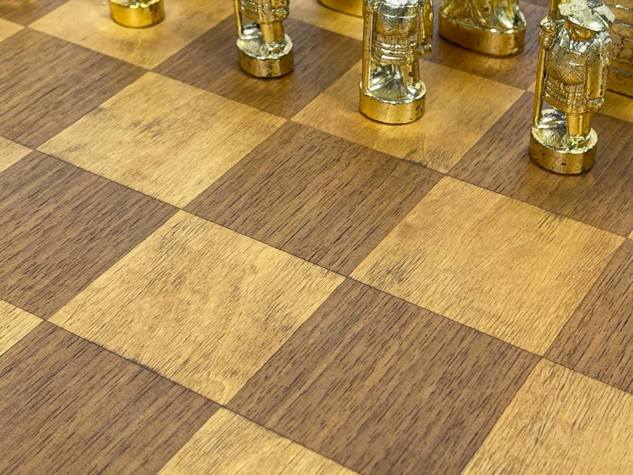 Wooden Inlaid Chess Board 19 X 19 With Japanese Gold And Silver Plated Chess Pieces [Photo 10]