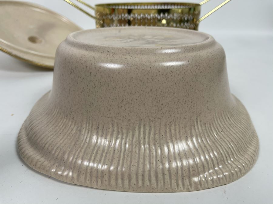 Vintage Mid-Century California Pottery Casserole Dish With Gold Cradle 10W X 8H [Photo 6]