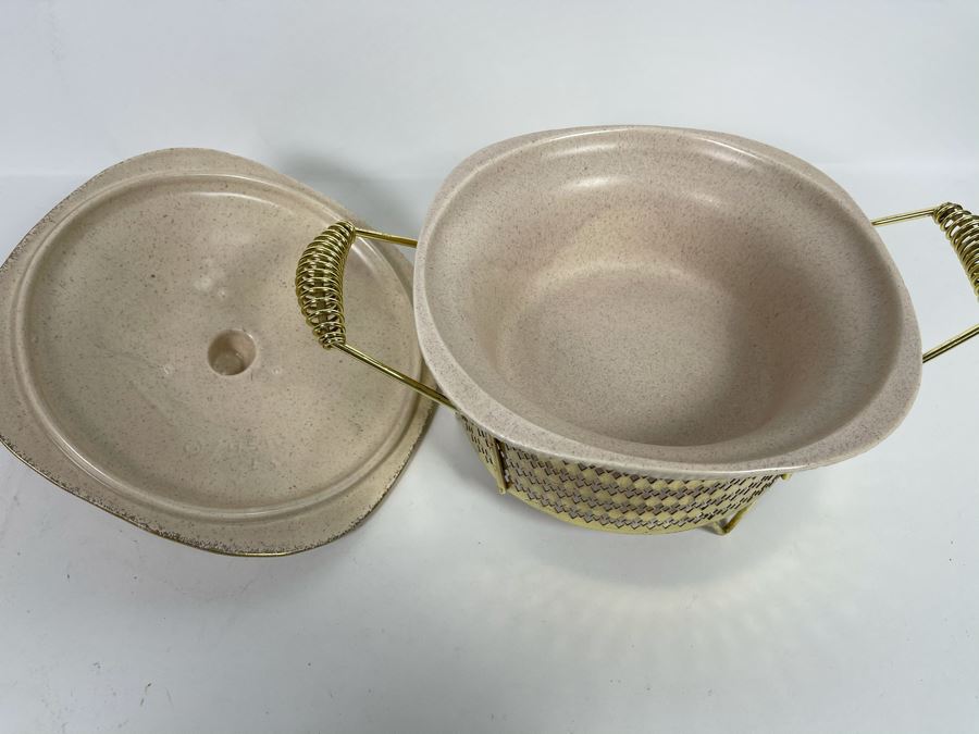 Vintage Mid-Century California Pottery Casserole Dish With Gold Cradle 10W X 8H [Photo 4]