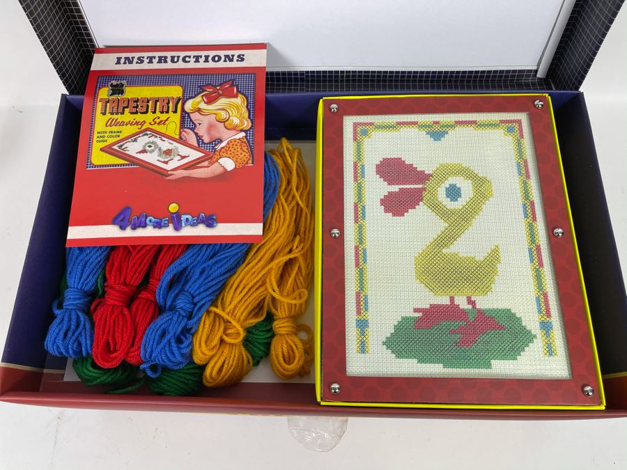 Set Of Three New Children's Learning Tapestry Weaving Sets [Photo 2]