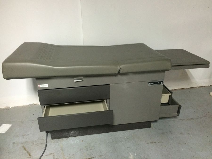 Ritter 104 Medical Examination Table