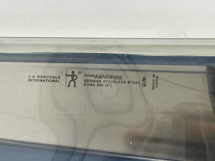 New J. A. Henckels 3 Piece Starter Knife Set Retails $120 [Photo 4]