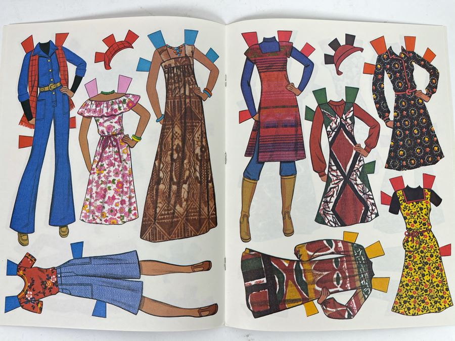Vintage 1977 New Lydia Paper Doll Book [Photo 5]