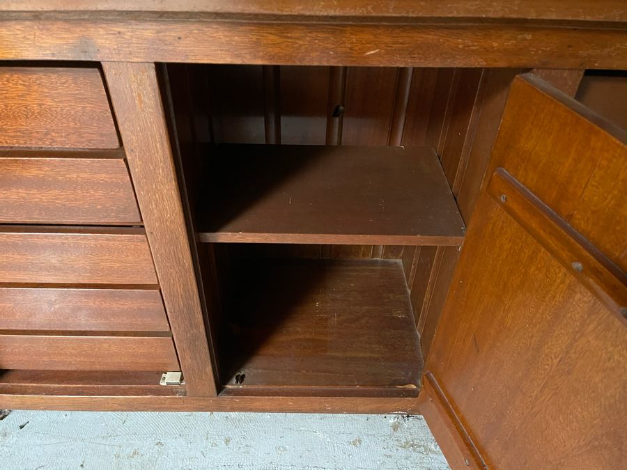 Mid-Century Bookcase Curio China Cabinet [Photo 8]