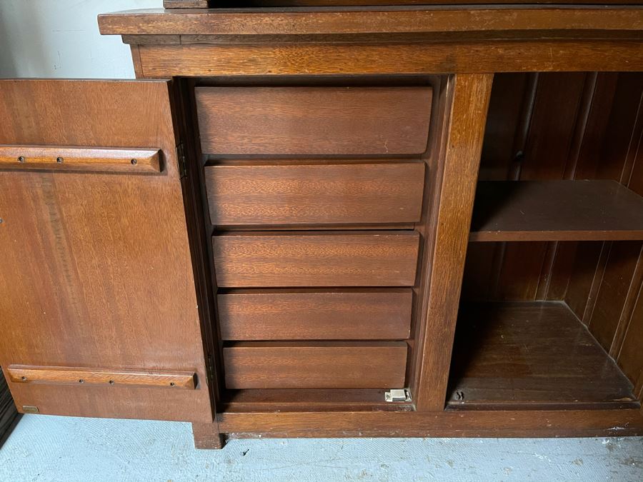 Mid-Century Bookcase Curio China Cabinet [Photo 6]