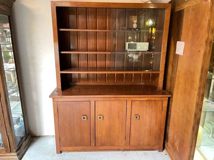 Mid-Century Bookcase Curio China Cabinet [Photo 3]