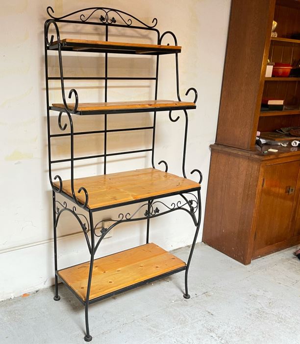 Baker's Rack [Photo 4]