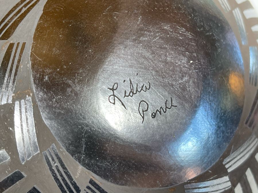 Mata Ortiz Indian Art Black Pottery Signed By Lidia Ponce Mexico 5W X 4H [Photo 10]