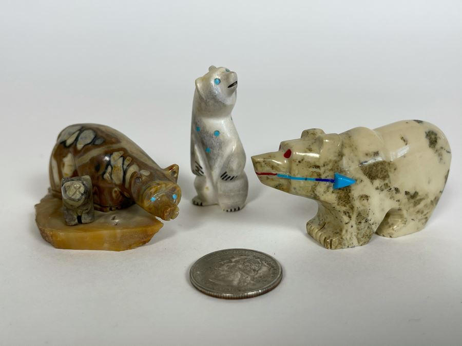 Collection Of Native American Carved Stone Bear Fetishes - One Signed By David Chavez, Zuni [Photo 2]