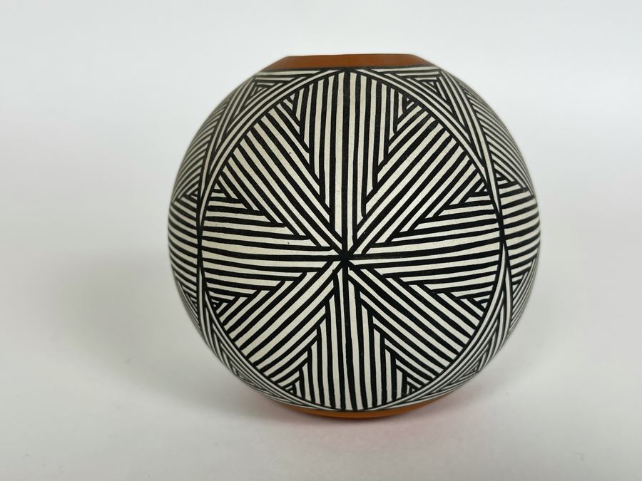Native American Pottery Geometric Design Signed MH Or MI - Acoma, New Mexico 3.5 X 3.5 [Photo 2]
