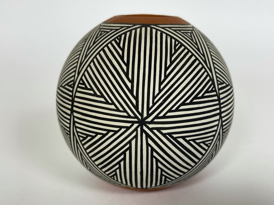 Native American Pottery Geometric Design Signed MH Or MI - Acoma, New Mexico 3.5 X 3.5 [Photo 5]