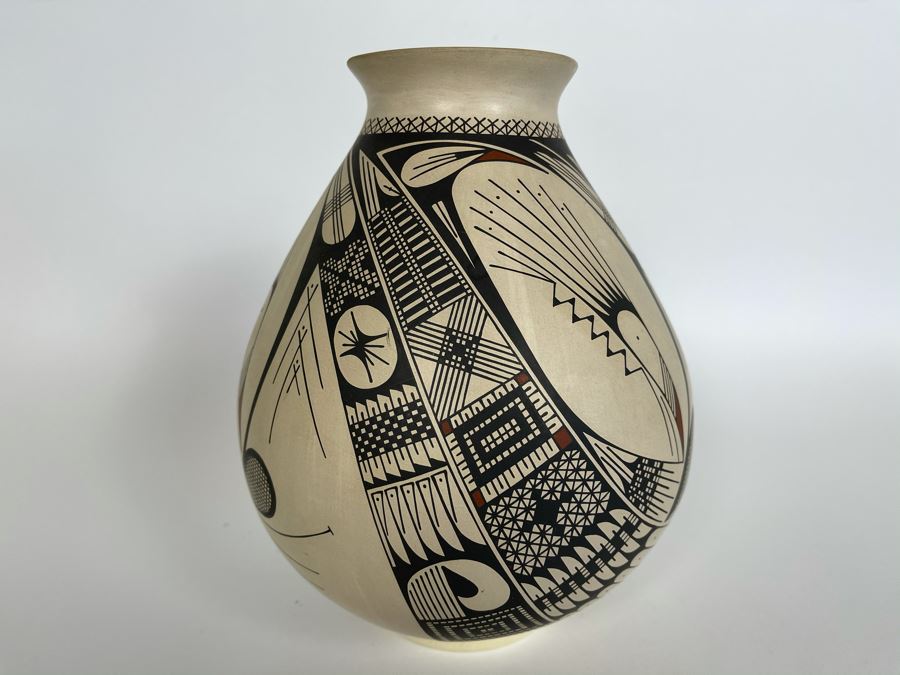 Mata Ortiz Indian Art Pottery Signed By Celia Veloz Mexico 8.25H [Photo 4]