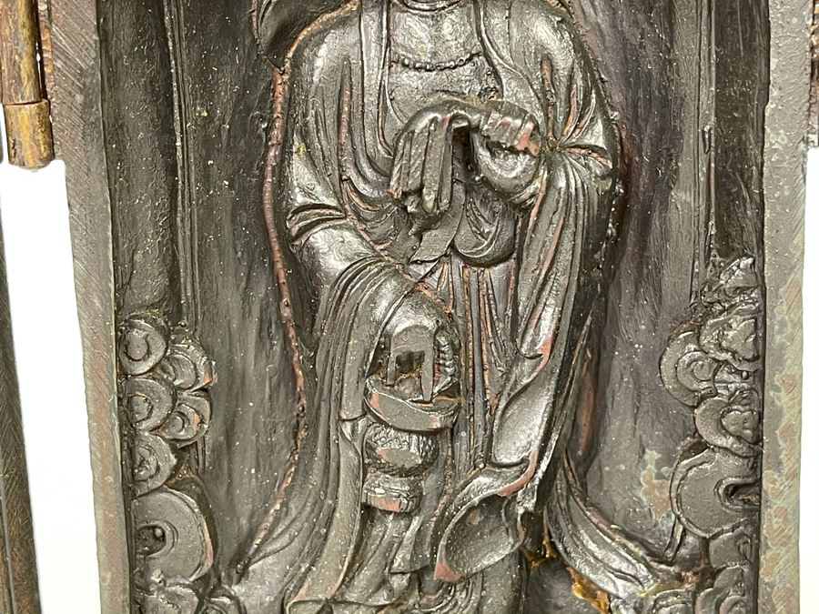 Signed Vintage Relief Carved Wooden Buddha Shrine Altar Travel Portable Tri-Fold Hinged 8.5W X 9.5H [Photo 30]