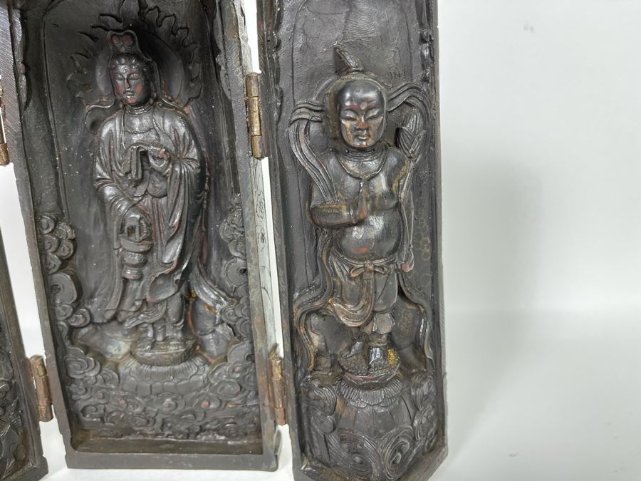 Signed Vintage Relief Carved Wooden Buddha Shrine Altar Travel Portable Tri-Fold Hinged 8.5W X 9.5H [Photo 7]
