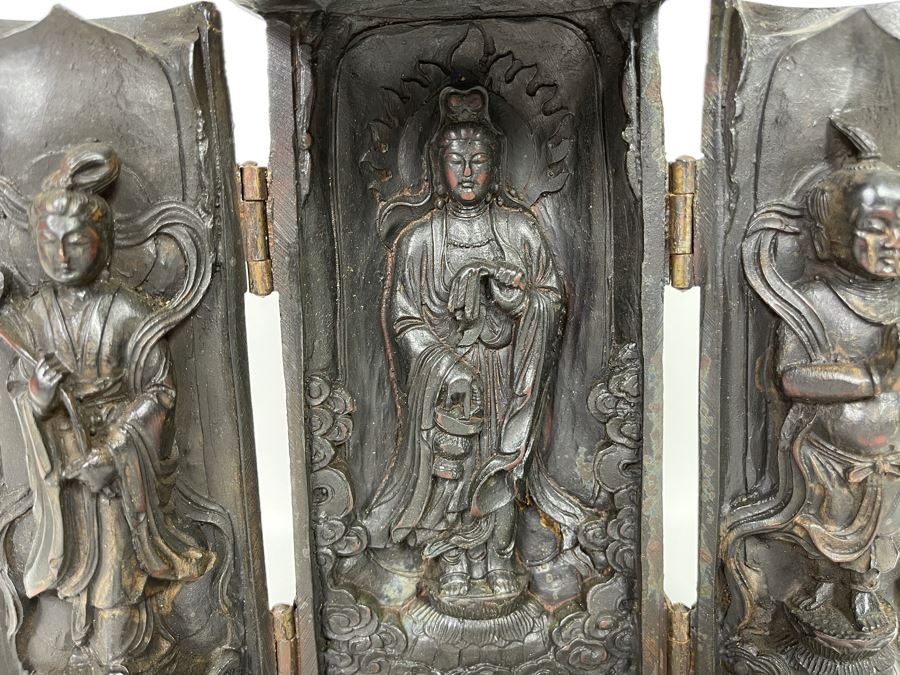 Signed Vintage Relief Carved Wooden Buddha Shrine Altar Travel Portable Tri-Fold Hinged 8.5W X 9.5H [Photo 5]