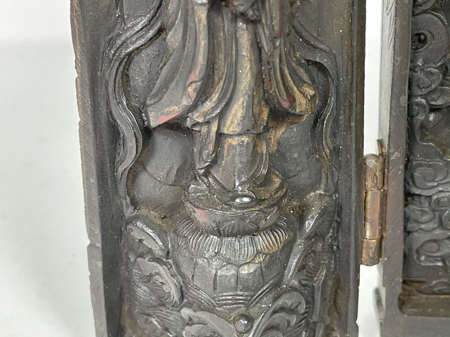 Signed Vintage Relief Carved Wooden Buddha Shrine Altar Travel Portable Tri-Fold Hinged 8.5W X 9.5H [Photo 32]