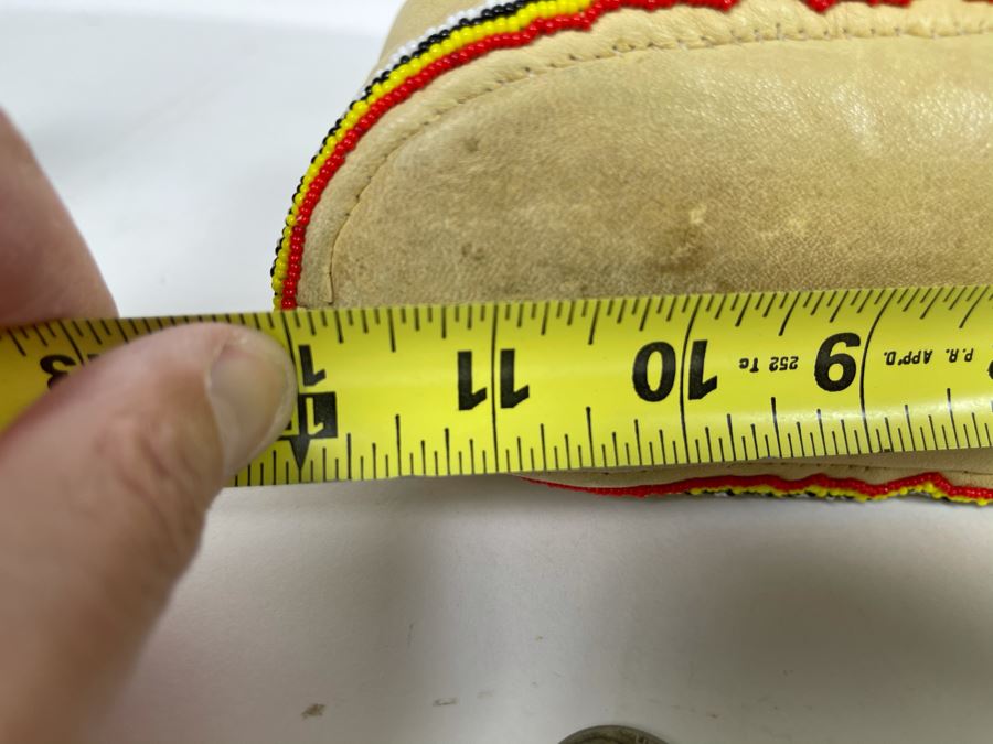 Pair Of Men's Native American Beaded Leather Moccasins 12'L [Photo 10]