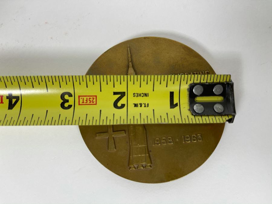 Bronze Medallion For Project Mercury Commemorating Free Man's First Adventure Beyond The Atmosphere 1958-1963 Designed By Client Art Who Was Director Of General Dynamics 3'R Medallic Art Co NY [Photo 8]