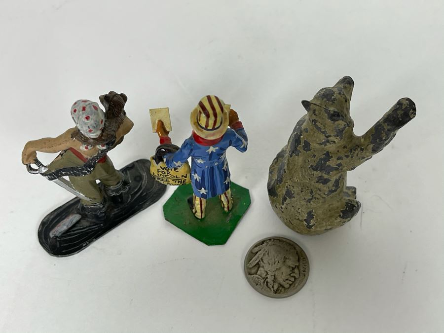 painted figurines