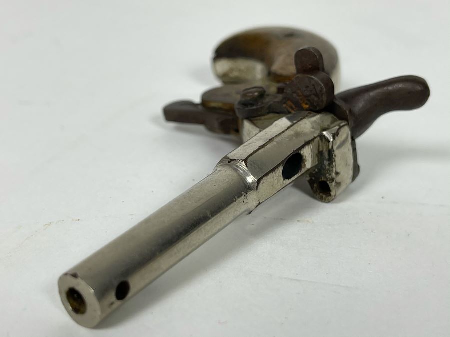 Vintage Miniature Starter Pistol Handcrafted Of Steel And Wood 4.5W X 2.5H [Photo 11]