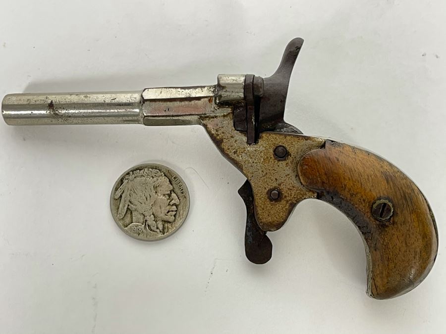 Vintage Miniature Starter Pistol Handcrafted Of Steel And Wood 4.5W X 2.5H [Photo 5]
