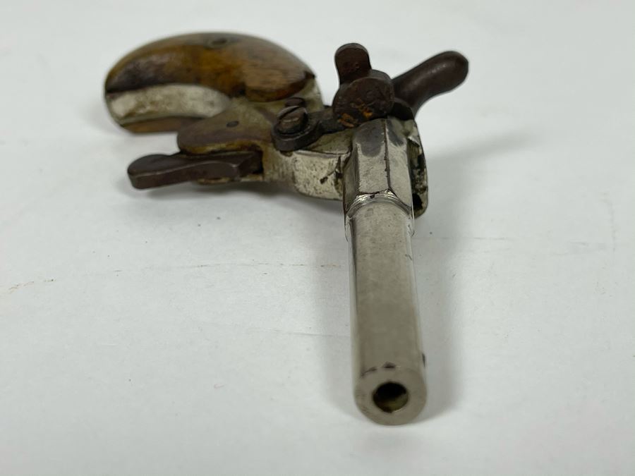 Vintage Miniature Starter Pistol Handcrafted Of Steel And Wood 4.5W X 2.5H [Photo 10]