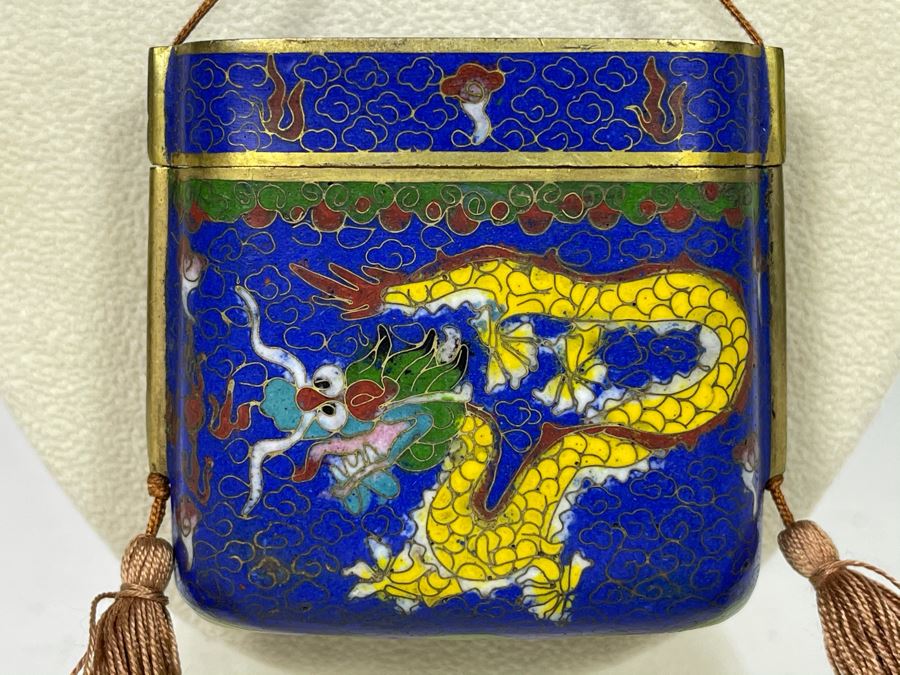 Vintage Chinese Cloisonne Enamel Opium Box Pendant Necklace Dragon Design 2.25W X 2.25H [Photo 4]