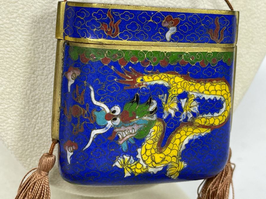 Vintage Chinese Cloisonne Enamel Opium Box Pendant Necklace Dragon Design 2.25W X 2.25H [Photo 8]