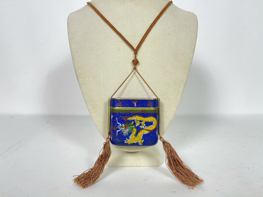Vintage Chinese Cloisonne Enamel Opium Box Pendant Necklace Dragon Design 2.25W X 2.25H [Photo 2]