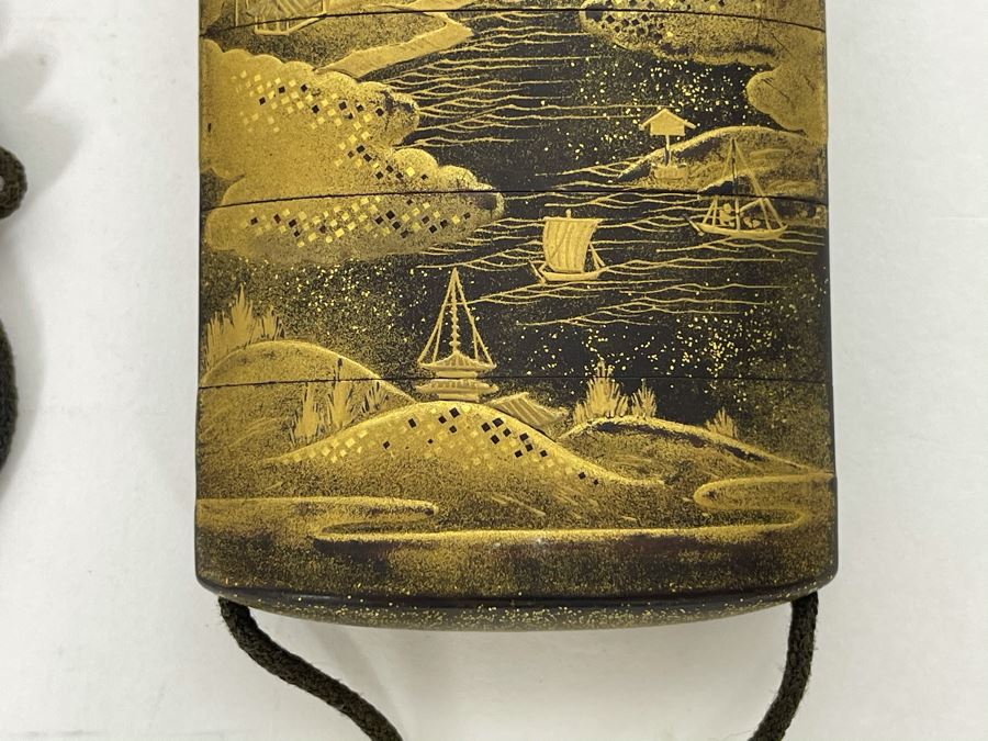 Vintage Japanese Gilt Lacquer Inro [Photo 7]