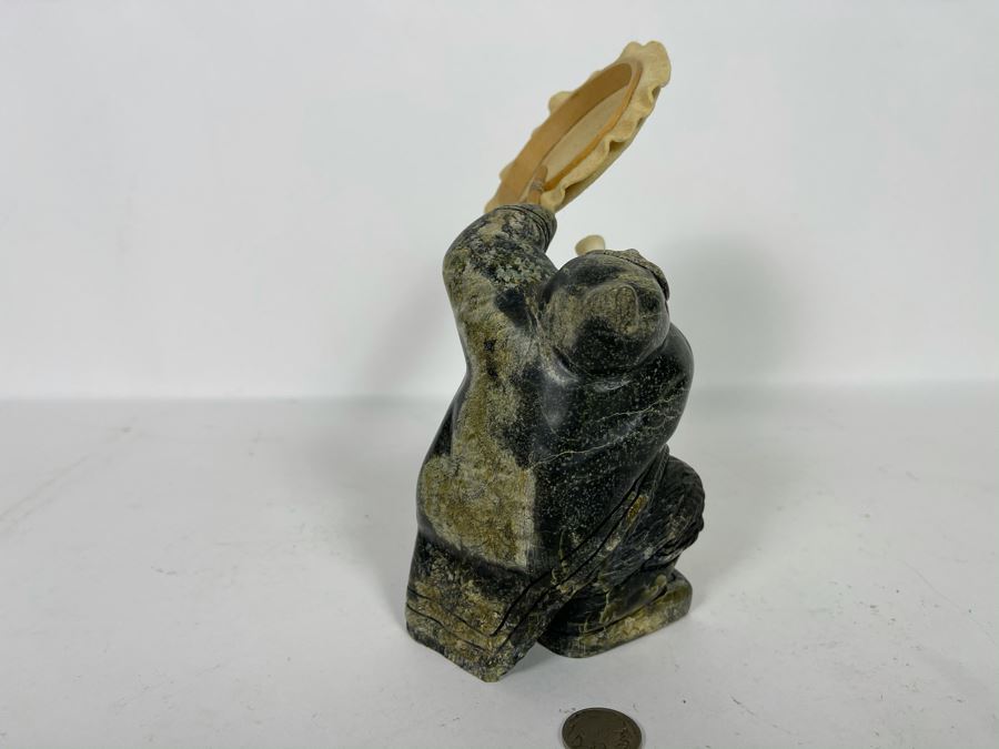 Vintage Signed Eskimo Stone Carving Sculpture Playing Drum 6W X 6D X 7.5H [Photo 9]