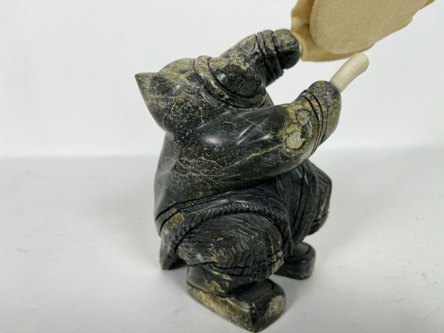 Vintage Signed Eskimo Stone Carving Sculpture Playing Drum 6W X 6D X 7.5H [Photo 6]