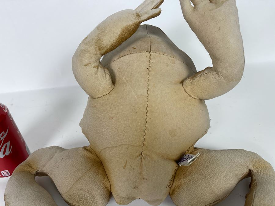 Hand Signed Charleen Kinser Designs Plush Leather Frog [Photo 8]