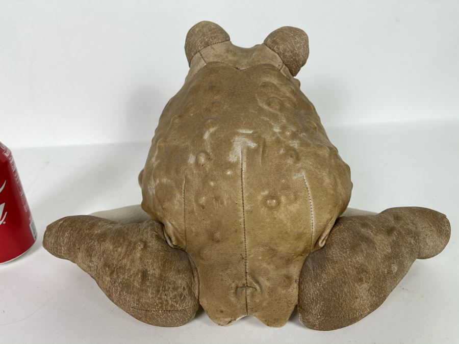 Hand Signed Charleen Kinser Designs Plush Leather Frog [Photo 5]
