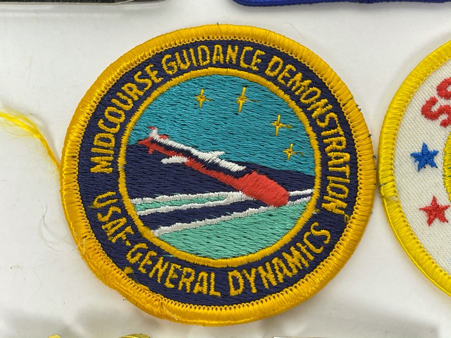 General Dynamics Collectibles Lot Including Tomahawk Patches, General Dynamics Convair Division Pocket Knives And Various Pins Including Atlas Rocket 25 [Photo 12]