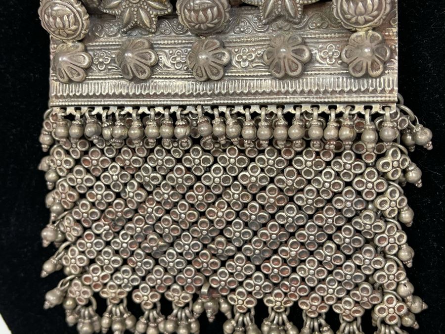 Vintage Chinese Tibetan Sterling Silver Pendant With Red Coral And Turquoise Beaded Necklace Statement Piece 386g [Photo 8]